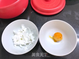 瑶柱蛋黄豆腐的做法步骤：2