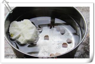 初夏---------可心的冬瓜球瑶柱汤的做法步骤：3