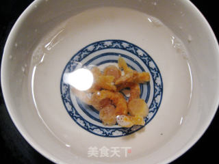 椰菜海鲜汤--润燥汤羹的做法步骤：1