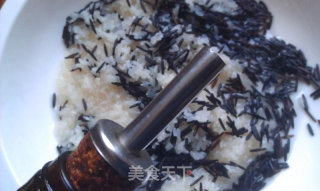 菰米瑶柱虾干粥的做法步骤：3