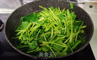 江瑶柱虾米上汤菠菜的做法步骤：3