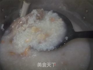 瑶柱虾米猪骨粥的做法步骤：5