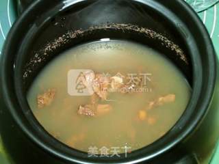 莲子瑶柱瘦肉汤的做法步骤：8