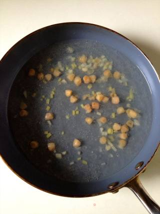 瑶柱菌菇烩豆腐的做法步骤：8