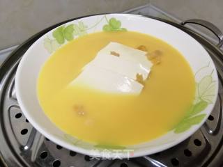 瑶柱豆腐蒸水蛋的做法步骤：3