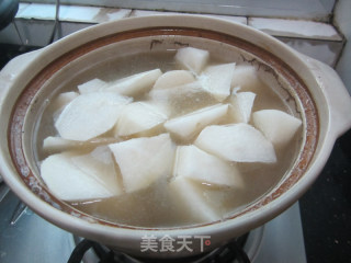 白萝卜瑶柱煲猪骨汤的做法步骤：6