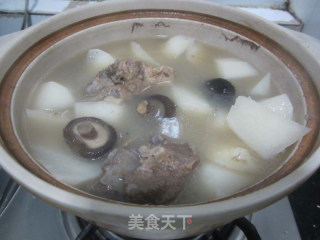 白萝卜瑶柱煲猪骨汤的做法步骤：7