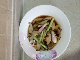 鲜虾鲍鱼砂锅粥的做法步骤：5