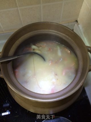 鲜虾鲍鱼砂锅粥的做法步骤：7