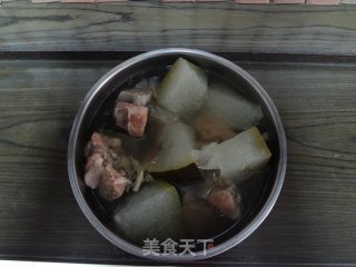冬瓜猪骨煲瑶柱的做法步骤：3