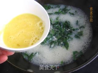 菠菜海虹蛋花汤的做法步骤：9