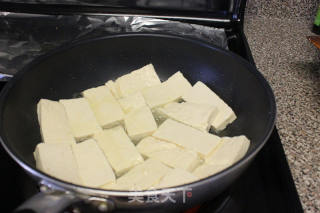 海鲜豆腐煲的做法步骤：1