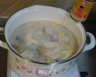 咸肉河蚌豆腐汤的做法步骤：5