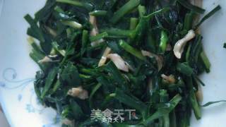 韭菜炒河蚌的做法步骤：8