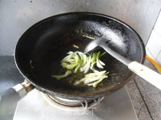 【东北】海兔炒韭菜的做法步骤：7