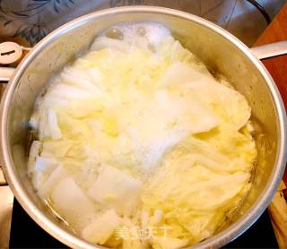 白菜豆腐炖笔管鱼的做法步骤：6