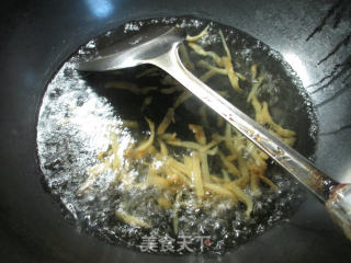 榨菜圆蛤汤的做法步骤：3