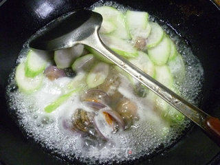 夜开花圆蛤汤的做法步骤：7