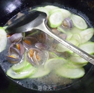 夜开花圆蛤汤的做法步骤：11