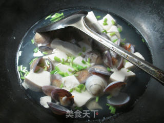 圆蛤豆腐汤的做法步骤：9