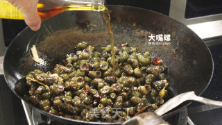 紫苏炒石螺丨大嘴螺的做法步骤：8