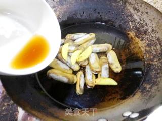 【常熟】什锦蛏子砂锅煲的做法步骤：2