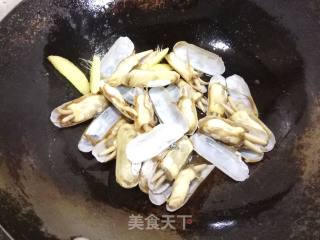【常熟】什锦蛏子砂锅煲的做法步骤：3