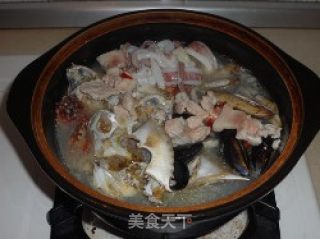 海鲜锅的做法步骤：7