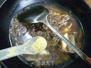 笋干菜蛏子汤的做法步骤：10