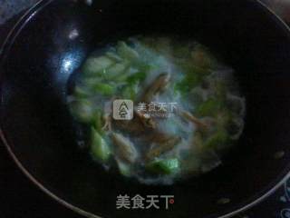丝瓜蛏汤的做法步骤：6