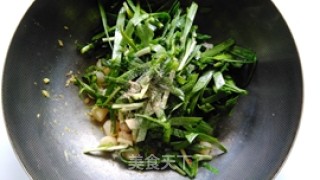韭菜炒鲜贝的做法步骤：4