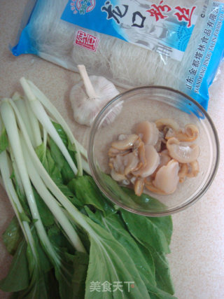 带子白菜汤粉的做法步骤：1