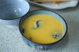 生蚝蒸蛋串串锅的做法步骤：3
