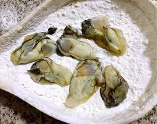 铁板煎牡蛎的做法步骤：3