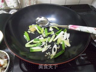 主妇版韩式海鲜汤的做法步骤：2