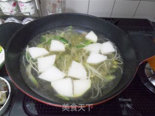 主妇版韩式海鲜汤的做法步骤：4