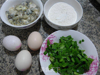 韭菜鸡蛋牡蛎煎的做法步骤：1