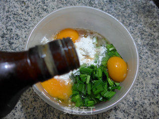韭菜鸡蛋牡蛎煎的做法步骤：4