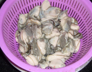 【夏日小凉菜】鲜香海蛎子的做法步骤：3