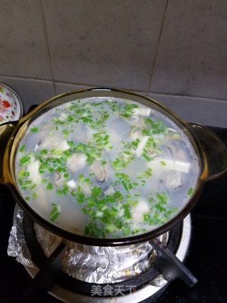 生蚝豆腐汤的做法步骤：5