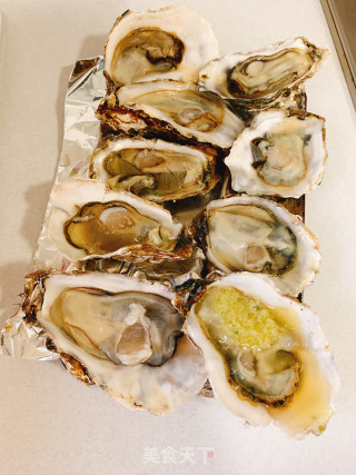 蒜蓉烤海蛎子的做法步骤：1