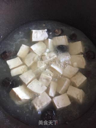 豆腐香菇牡蛎汤的做法步骤：3