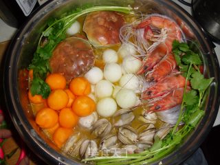 金汤海鲜火锅的做法步骤：14