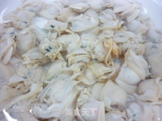 丝瓜文蛤饼的做法步骤：5