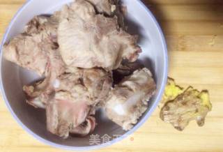养肝护胃文蛤三宝鲜汤的做法步骤：3