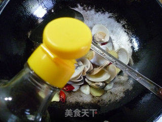 香炒文蛤的做法步骤：9