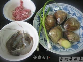 鲜虾肉糜嵌文蛤的做法步骤：1