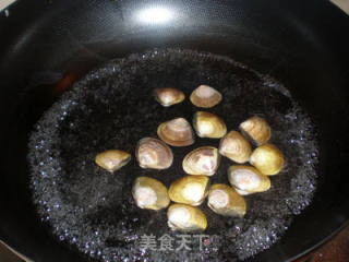 文蛤蒸蛋的做法步骤：2