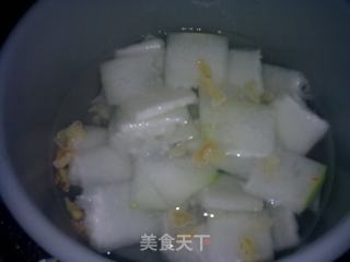 冬瓜文蛤百合汤的做法步骤：3