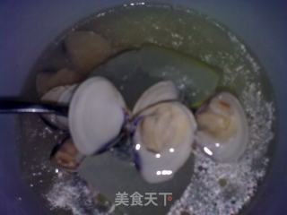 冬瓜文蛤百合汤的做法步骤：4